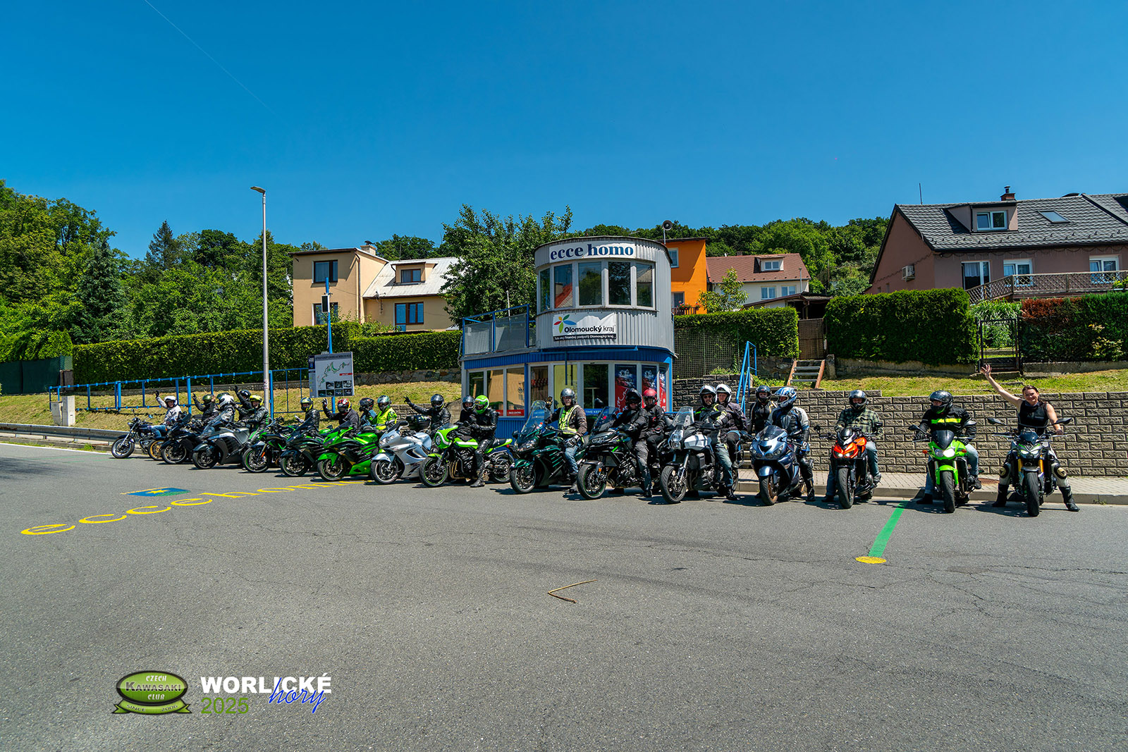 DSC03254x.jpg